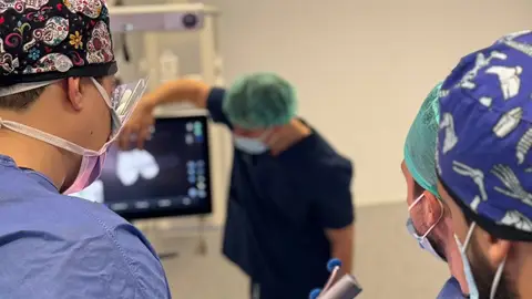 El Hospital del Vinalopó de Elche supera las 10.000 intervenciones quirúrgicas en lo que llevamos de año. El Hospital del Vinalopó de Elche supera las 10.000 intervenciones quirúrgicas en lo que llevamos de año.