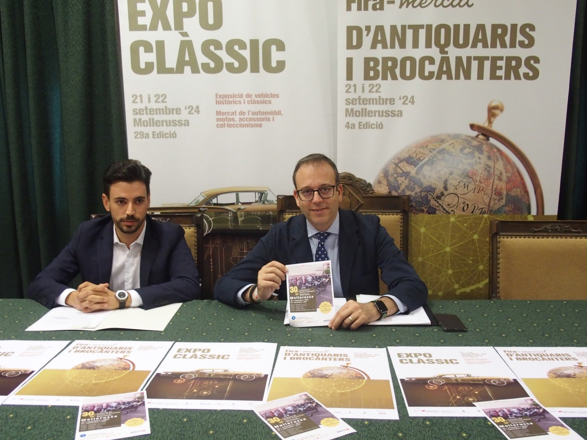 Mercat de vehicles clàssics, moto i antiguitats, l'Exploclàssic torna amb força a Mollerussa Mercat de vehicles clàssics, moto i antiguitats, l'Exploclàssic torna amb força a Mollerussa