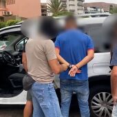 Momento de las detenciones por el asesinato del doctor Rafael Piorno en Roquetas de Mar
