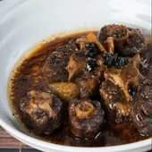 Rabo de toro guisado Rabo de toro guisado