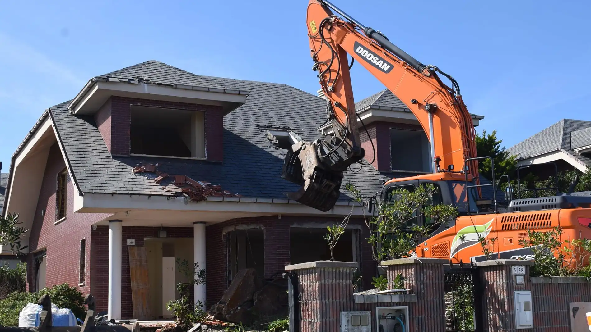 Archivo - Demolición de viviendas con sentencias de derribo en Cerrias Archivo - Demolición de viviendas con sentencias de derribo en Cerrias