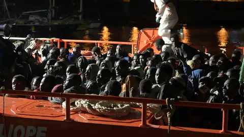 Rescate de más de 400 menores por parte del Servicio Marítimo en Canarias Rescate de más de 400 menores por parte del Servicio Marítimo en Canarias