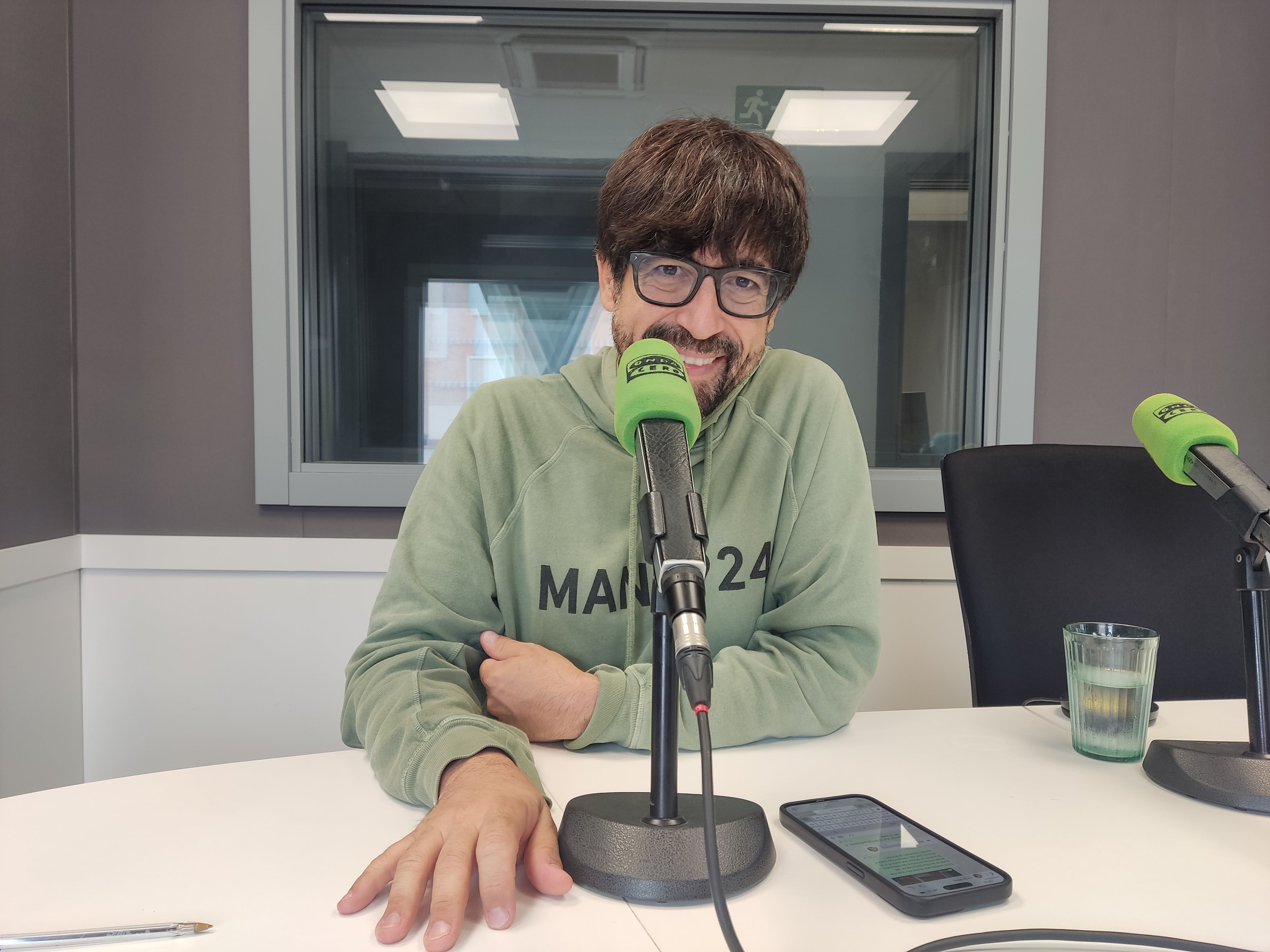 Apocalípticamente correcto es el nuevo show de Luis Piedrahita, un ingenioso monólogo sobre la libertad. Apocalípticamente correcto es el nuevo show de Luis Piedrahita, un ingenioso monólogo sobre la libertad.