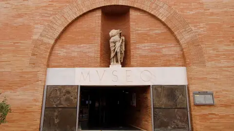 El Museo de Arte Romano de Mérida traslada su actividad a la Colección Visigoda por sus obras de ampliación El Museo de Arte Romano de Mérida traslada su actividad a la Colección Visigoda por sus obras de ampliación