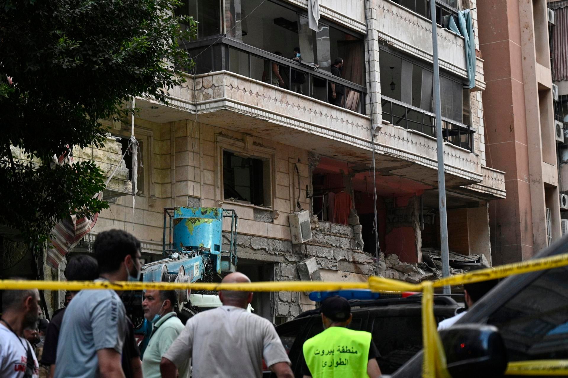 Hezbolá confirma la muerte de 14 de sus miembros en el bombardeo de Israel sobre Beirut Hezbolá confirma la muerte de 14 de sus miembros en el bombardeo de Israel sobre Beirut