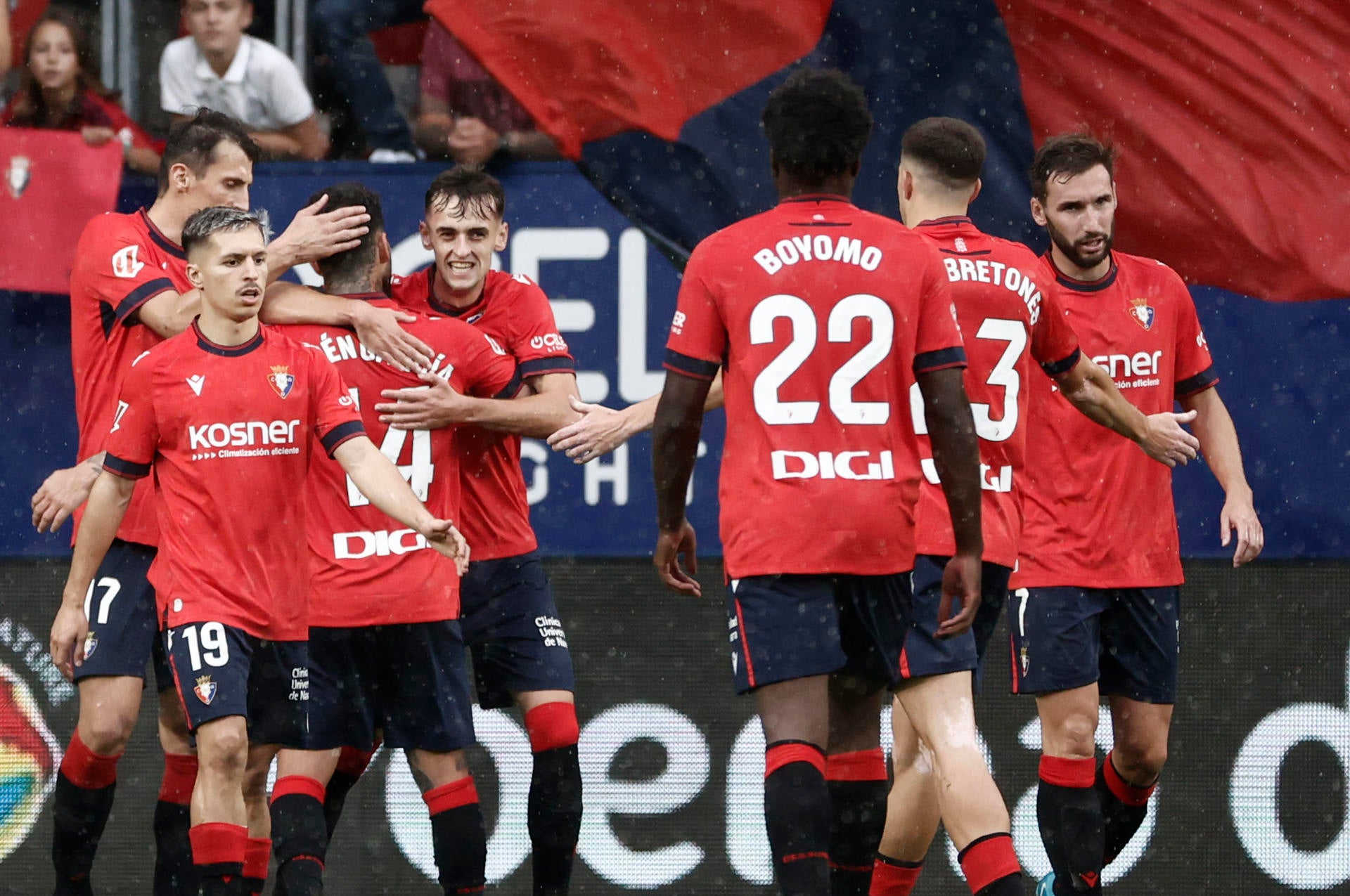 Osasuna se hace fuerte en El Sadar Osasuna se hace fuerte en El Sadar