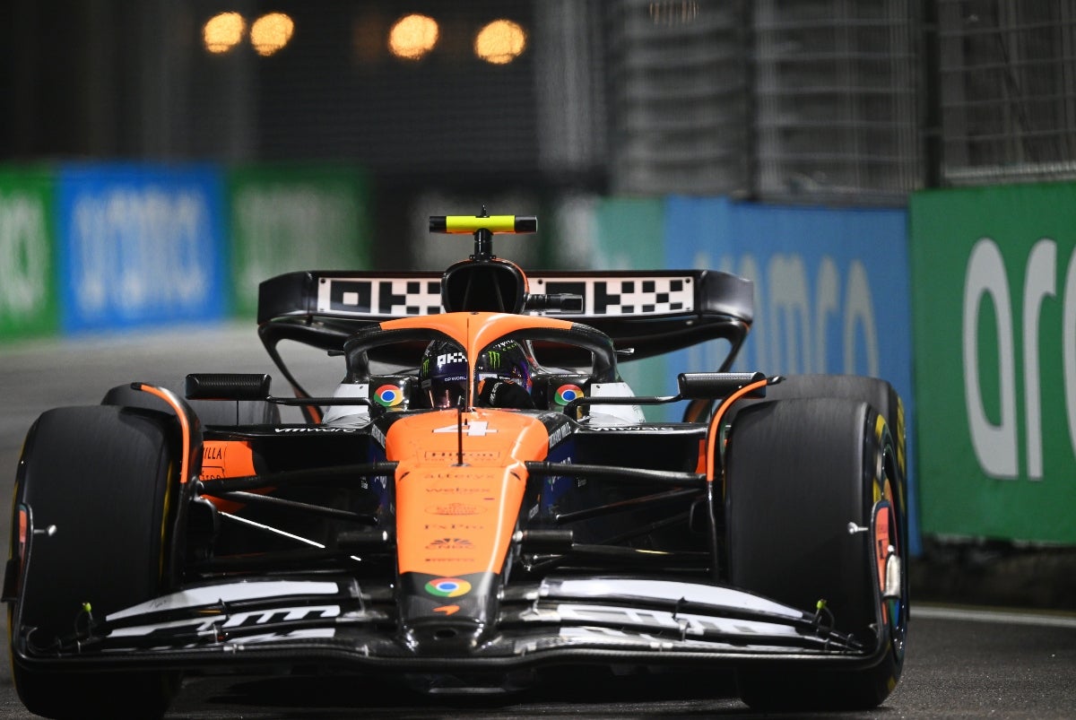 Norris arrasa en Singapur y Sainz y Alonso terminan séptimo y octavo Norris arrasa en Singapur y Sainz y Alonso terminan séptimo y octavo