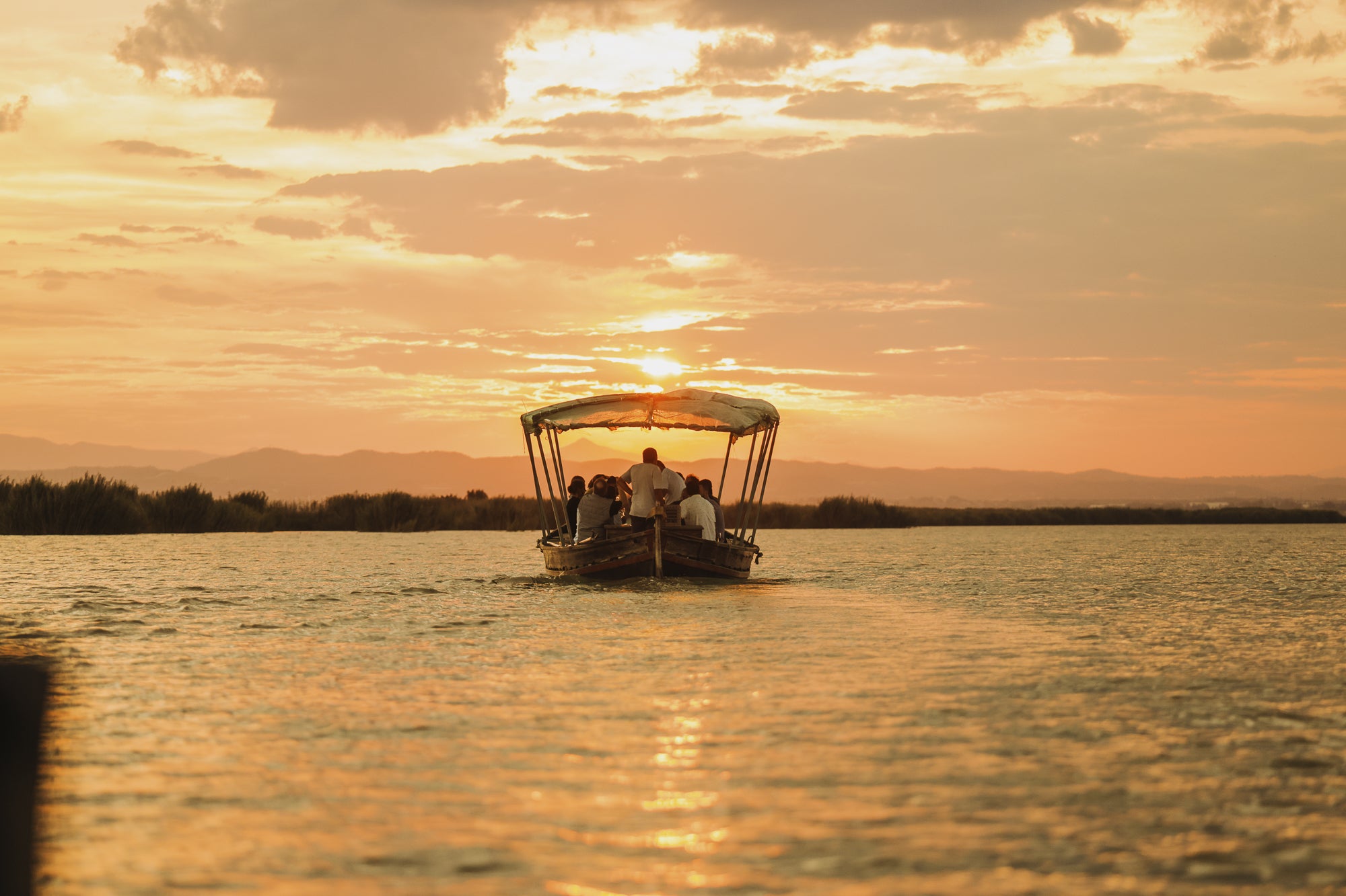 La Albufera recibe a los grandes de la alta cocina valenciana en el Aplec La Albufera recibe a los grandes de la alta cocina valenciana en el Aplec