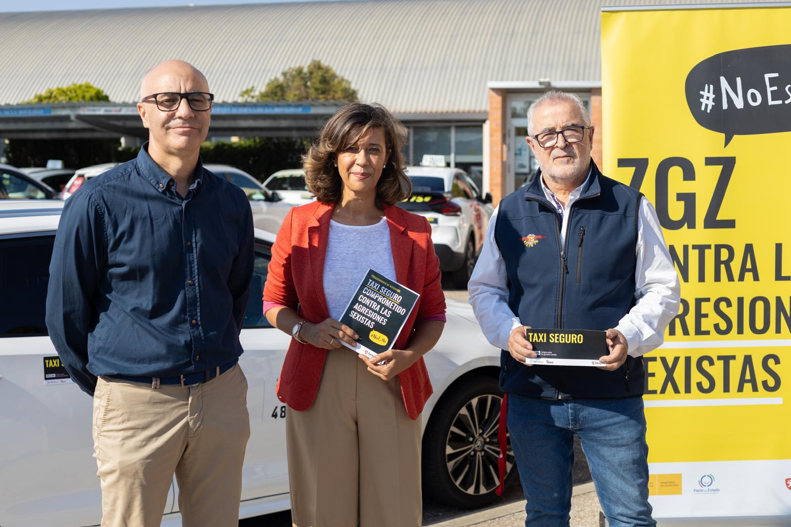 Los taxistas de Zaragoza se unen a la lucha contra las agresiones sexistas Los taxistas de Zaragoza se unen a la lucha contra las agresiones sexistas