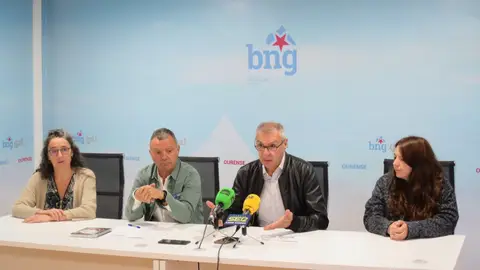 Rolda de prensa do grupo municipal do BNG en Ourense Rolda de prensa do grupo municipal do BNG en Ourense