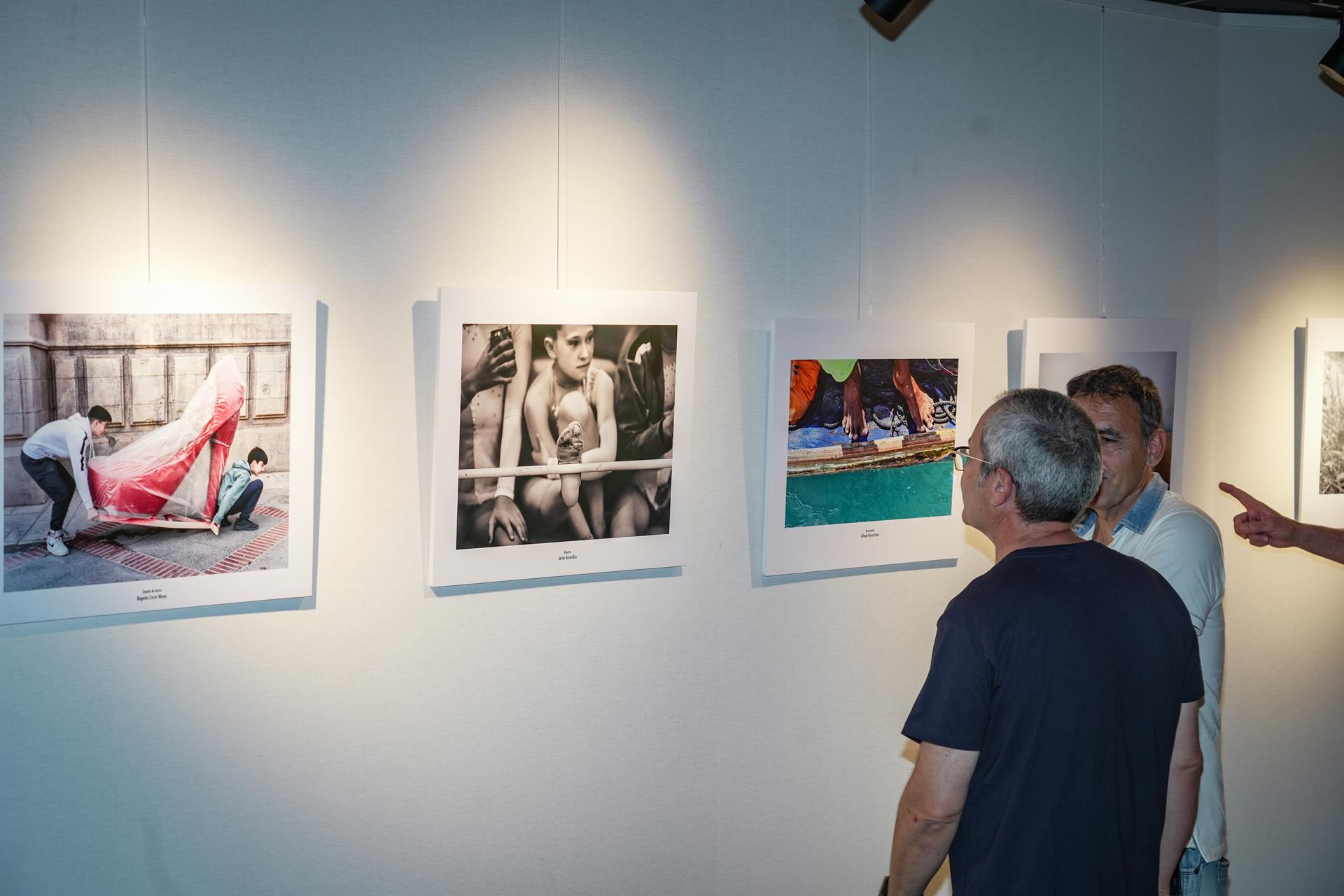La exposición fotográfica 'Tras los pasos' organizada por el Colegio de Podólogos de Extremadura recala en Plasencia La exposición fotográfica 'Tras los pasos' organizada por el Colegio de Podólogos de Extremadura recala en Plasencia