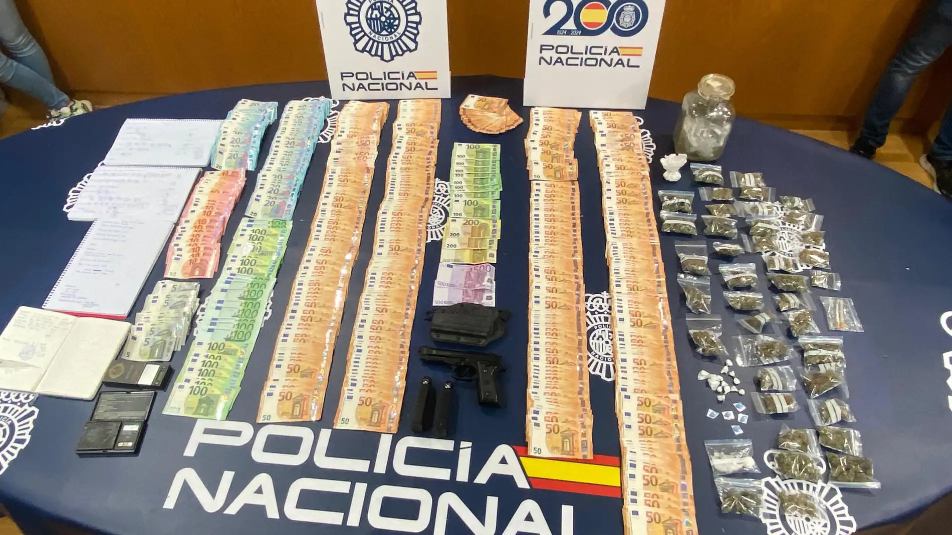 Veintiún detenidos por explotar a mujeres colombianas en Castellón, València, Madrid y Málaga Veintiún detenidos por explotar a mujeres colombianas en Castellón, València, Madrid y Málaga