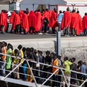 Migrantes rescatados en aguas cercanas a Lanzarote 