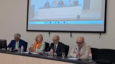 La UEx organiza en Cáceres el II Workshop Internacional sobre Retórica e Historiografía La UEx organiza en Cáceres el II Workshop Internacional sobre Retórica e Historiografía