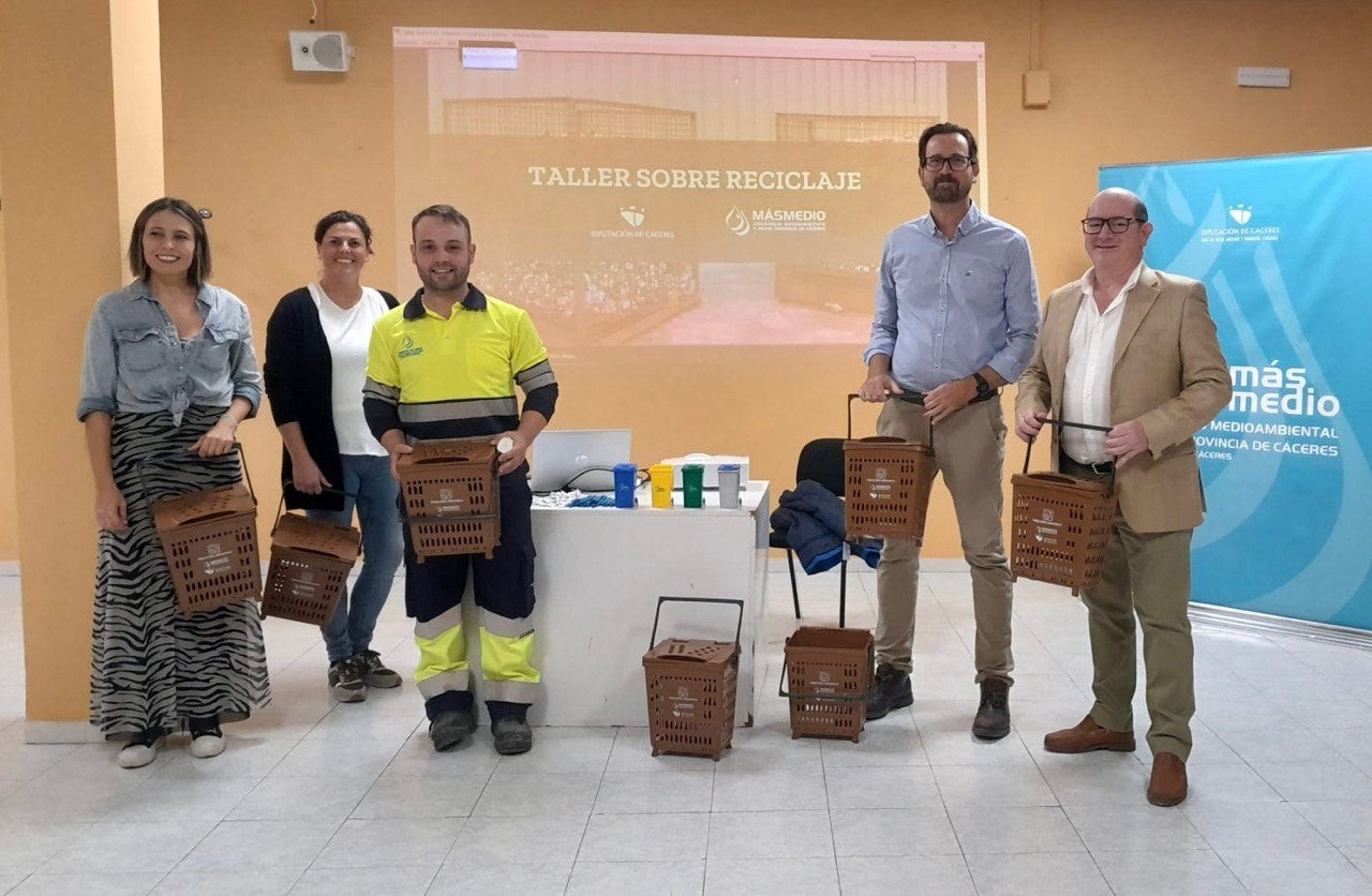 MásMedio trabaja en la recogida de residuos orgánicos en municipios del Valle del Ambroz y Trasierra-Tierras de Granadilla MásMedio trabaja en la recogida de residuos orgánicos en municipios del Valle del Ambroz y Trasierra-Tierras de Granadilla