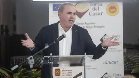 La D.O.P Torta del Casar reelige a Ángel Pacheco como presidente La D.O.P Torta del Casar reelige a Ángel Pacheco como presidente