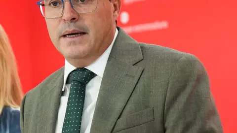 Gallardo intentará que Álvaro Martín Uriol e Ibarra aclaren su desencuentro sobre la tributación en la región del deportista Gallardo intentará que Álvaro Martín Uriol e Ibarra aclaren su desencuentro sobre la tributación en la región del deportista