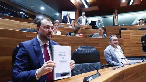 Adrián Barbón en el debate de orientación política de 2024 Adrián Barbón en el debate de orientación política de 2024