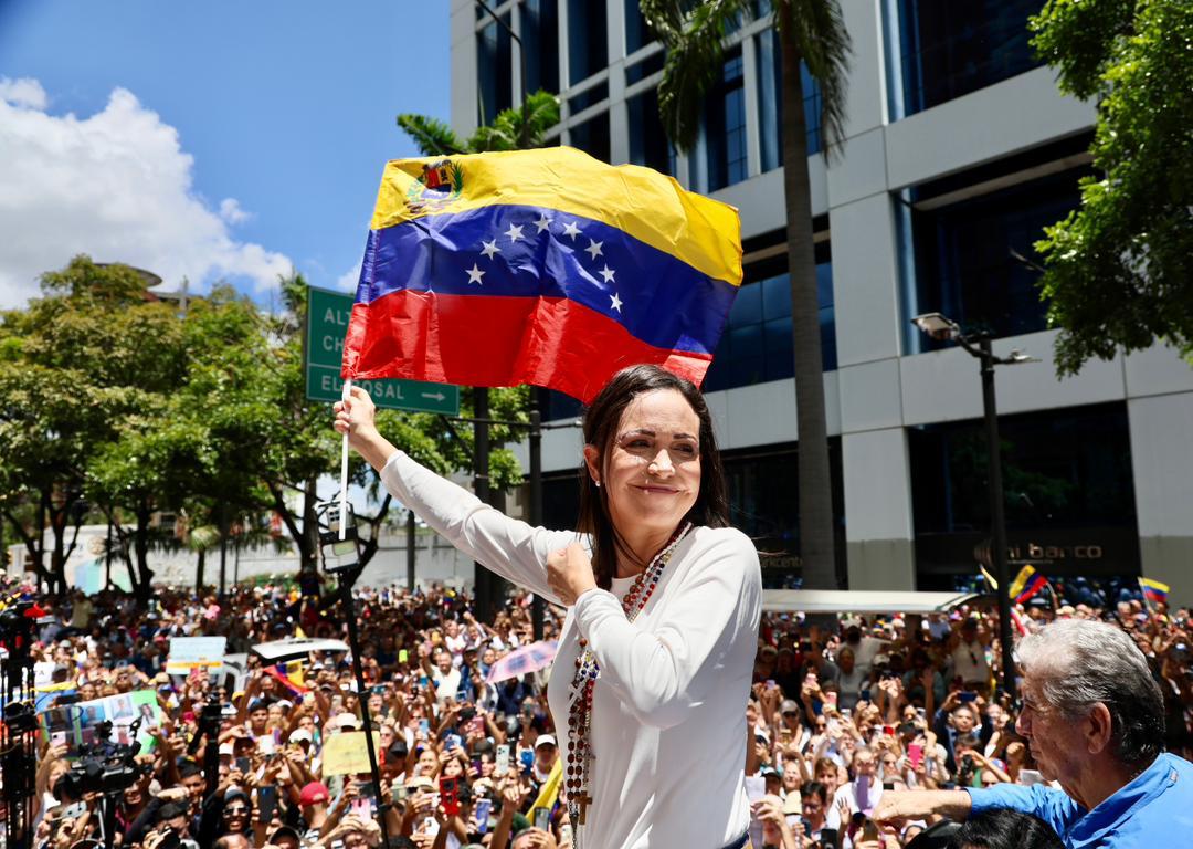 María Corina Machado: "Lo que ocurre en Venezuela no es un tema de izquierdas y de derechas, es de libertad versus opresión" María Corina Machado: "Lo que ocurre en Venezuela no es un tema de izquierdas y de derechas, es de libertad versus opresión"