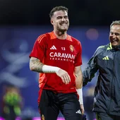 El guardameta del Real Zaragoza salió ovacionado de La Romareda El guardameta del Real Zaragoza salió ovacionado de La Romareda