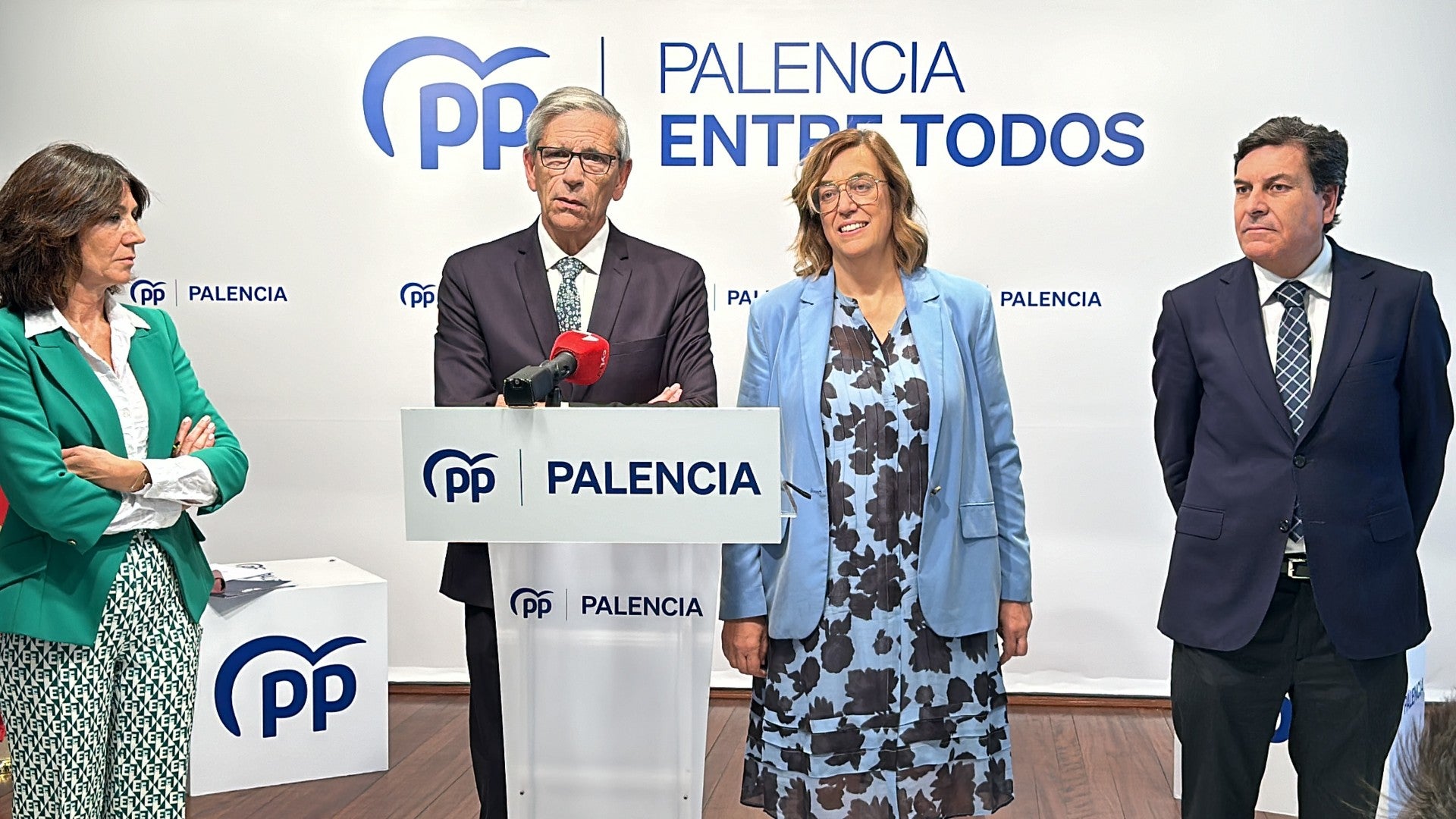El PP blinda la calidad y prestación de los servicios sociales, la educación y la asistencia sanitaria de Castilla y León El PP blinda la calidad y prestación de los servicios sociales, la educación y la asistencia sanitaria de Castilla y León