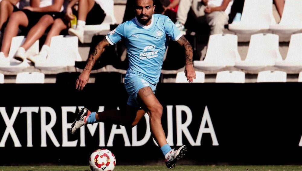 Javi Jiménez, jugador de la UD Ibiza en el partido frente a la AD Mérida