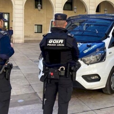 Agentes de la Policía Local de Alicante