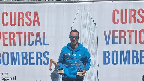 Lòpez Amor concluye la temporada de carrera vertical como sub campeón nacional Lòpez Amor concluye la temporada de carrera vertical como sub campeón nacional