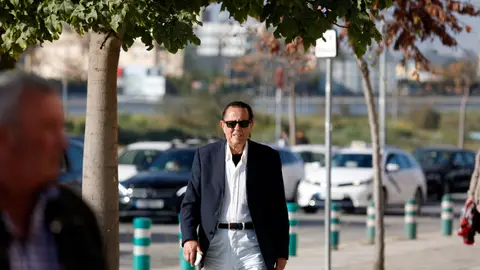El exalcalde de Marbella, Julian muñoz, acude a los juzgados de Málaga El exalcalde de Marbella, Julian muñoz, acude a los juzgados de Málaga