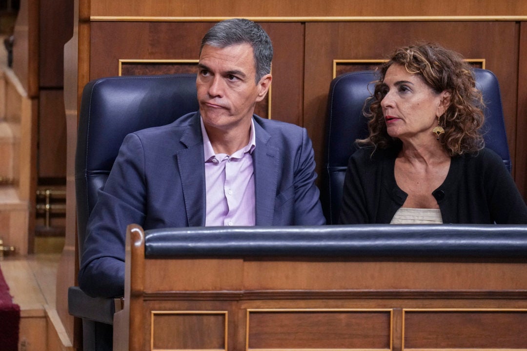 El Gobierno retira la tramitación de la senda de déficit por falta de apoyos en el Congreso El Gobierno retira la tramitación de la senda de déficit por falta de apoyos en el Congreso
