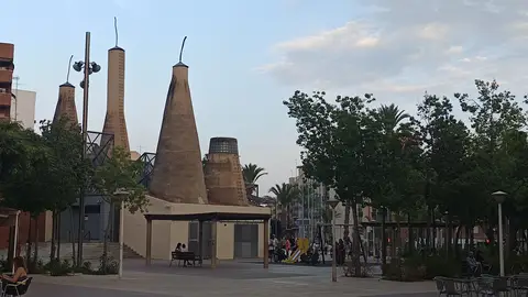 Plaza de las Chimeneas de Elche. Plaza de las Chimeneas de Elche.