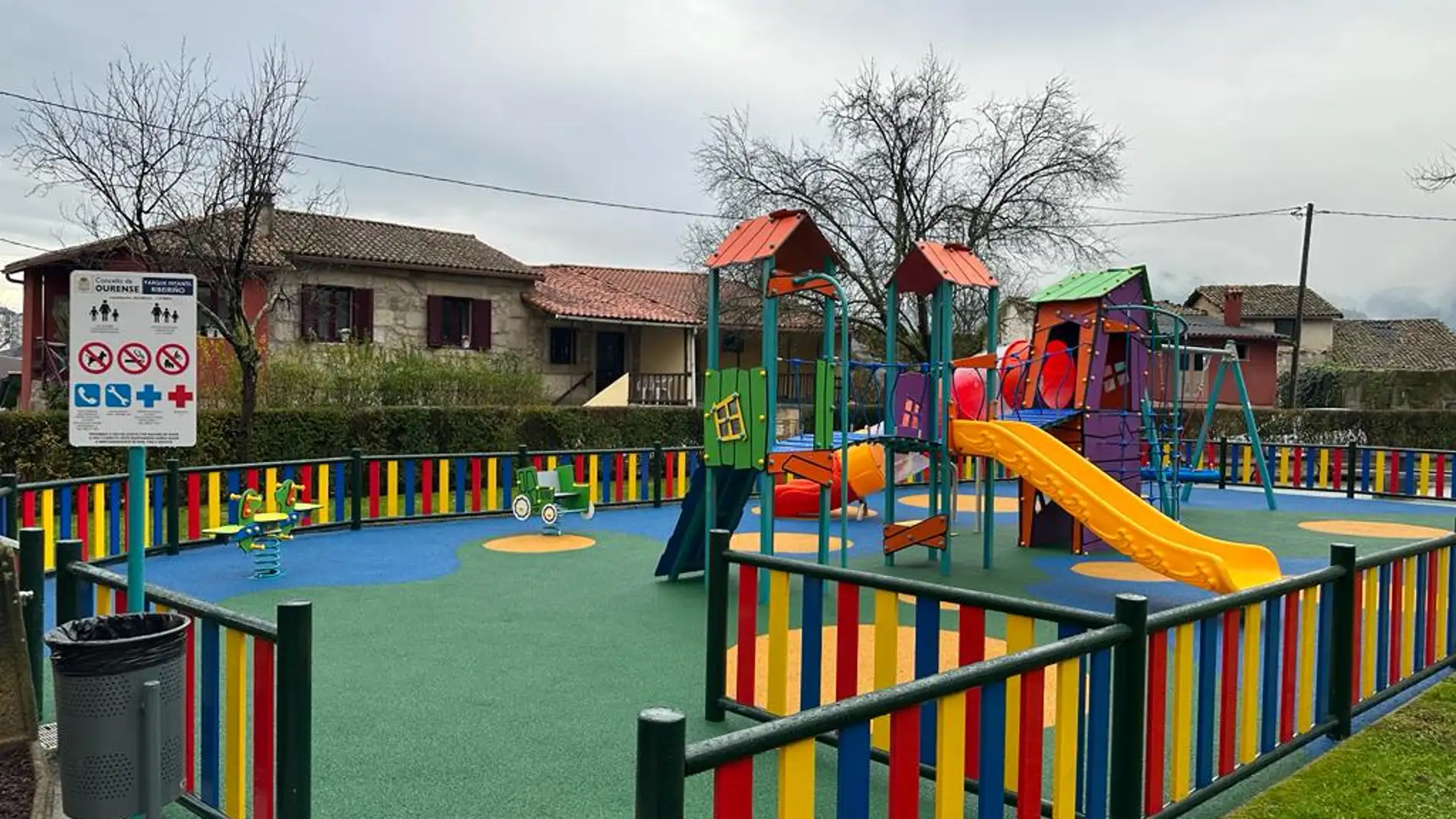 O PSOE cree que o peche de parques infantís de Ourense ás 22.00 é un toque de queda O PSOE cree que o peche de parques infantís de Ourense ás 22.00 é un toque de queda