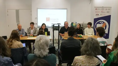 El Consell d'Estudiants de Medicina de Catalunya presenta un manifest contra l'obertura de noves facultats El Consell d'Estudiants de Medicina de Catalunya presenta un manifest contra l'obertura de noves facultats