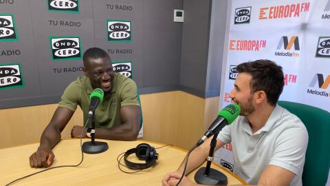 Bambo Diaby, en una entrevista en Onda Cero Elche.