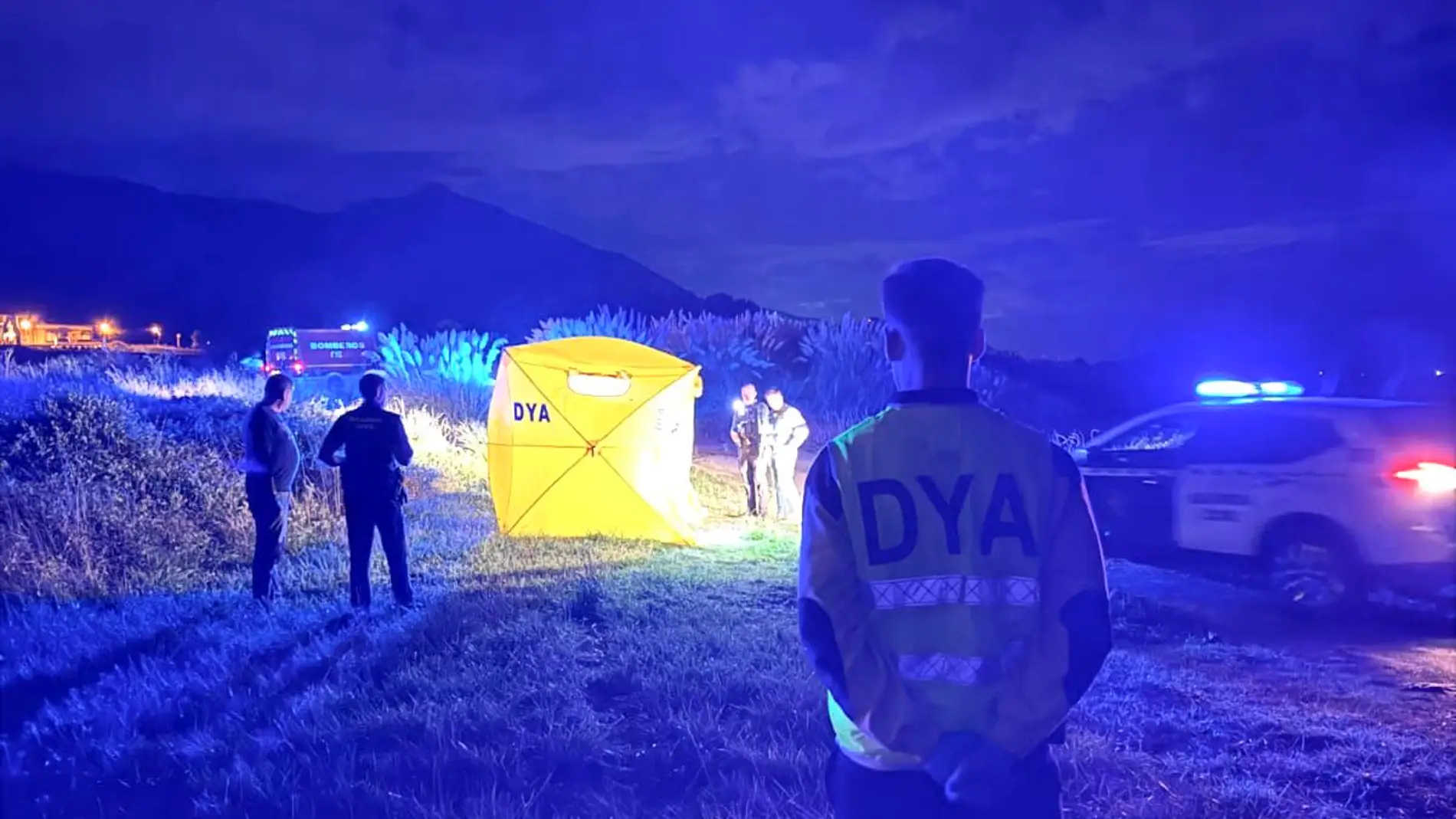 Rescatan el cuerpo sin vida de un hombre en la costa de Castro Urdiales Rescatan el cuerpo sin vida de un hombre en la costa de Castro Urdiales