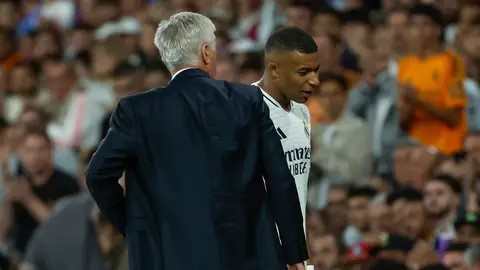 Mbappé y Ancelotti Mbappé y Ancelotti