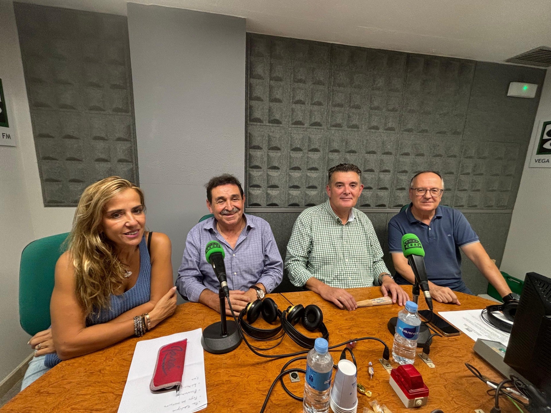 Manuel Mestre anuncia que se está elaborando un plan de actuación para la mejora general de Orihuela Costa Manuel Mestre anuncia que se está elaborando un plan de actuación para la mejora general de Orihuela Costa