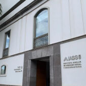 Fachada del IASS en Santa Cruz de Tenerife