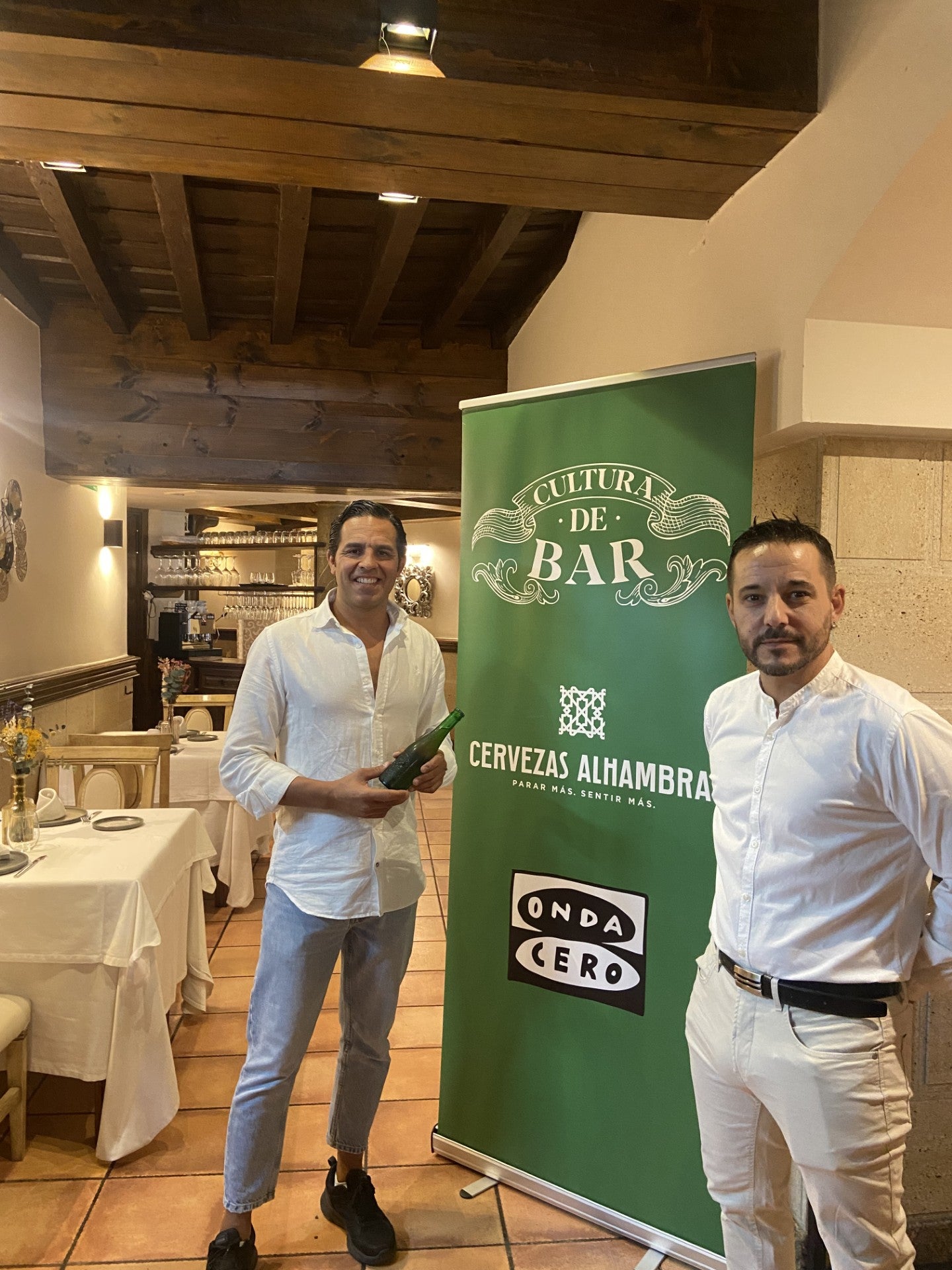 Restaurante Lumbre, un nuevo asador espectacular ubicado muy cerca de la Plaza del Carmen Restaurante Lumbre, un nuevo asador espectacular ubicado muy cerca de la Plaza del Carmen