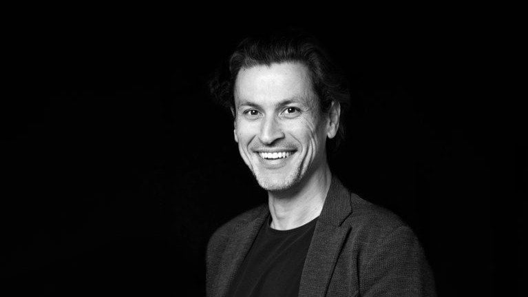 El director gallego Rodrigo Cortés y el guionista cubano Alejandro Hernández Díaz recibirán el premio "Calpurnia" en el Ourense Film Festival El director gallego Rodrigo Cortés y el guionista cubano Alejandro Hernández Díaz recibirán el premio "Calpurnia" en el Ourense Film Festival