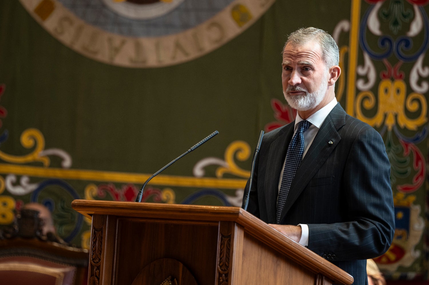 España defiende al Rey ante la "inaceptable exclusión" de la toma de posesión de la presidenta de México España defiende al Rey ante la "inaceptable exclusión" de la toma de posesión de la presidenta de México