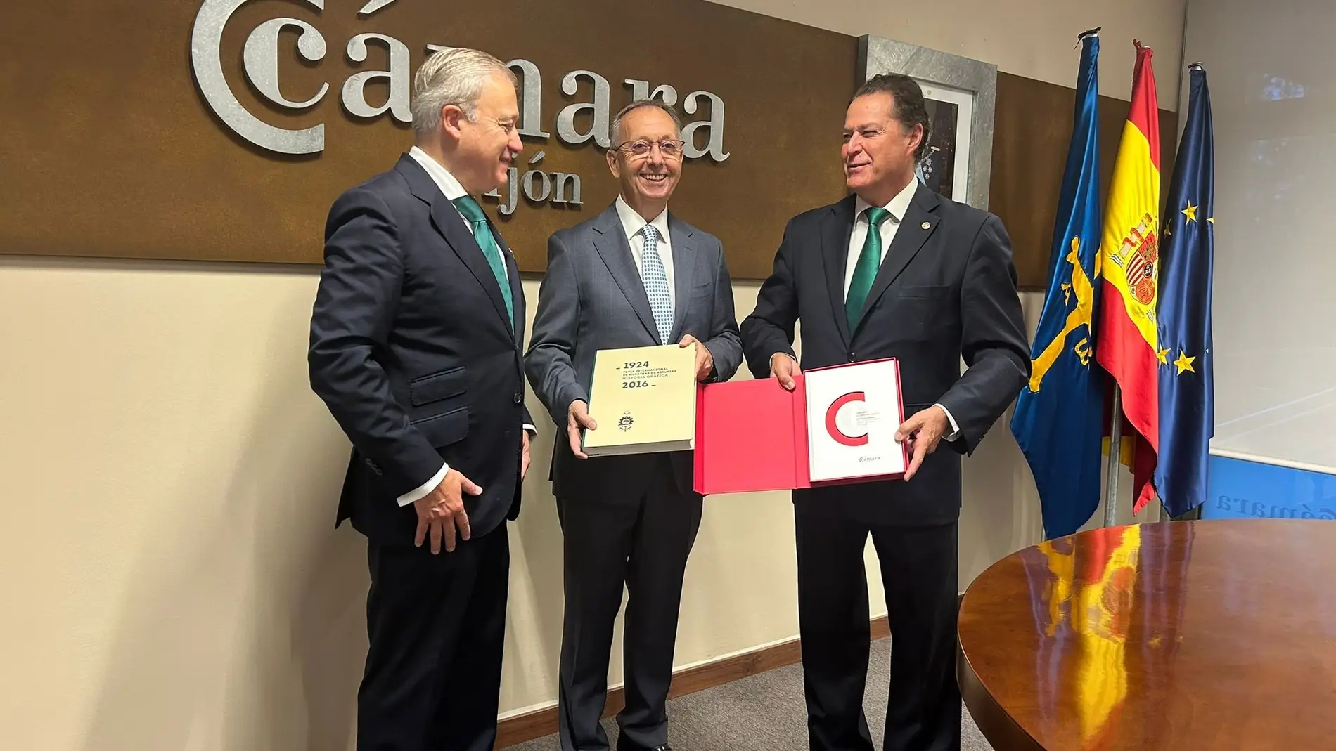 Las Cámaras de Comercio de Castellón y Gijón refuerzan su cooperación institucional Las Cámaras de Comercio de Castellón y Gijón refuerzan su cooperación institucional