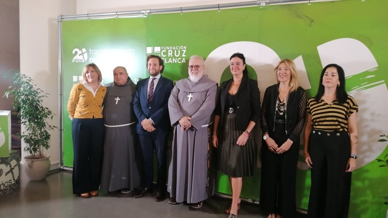 Cruz Blanca celebra sus 20 años en Huesca Cruz Blanca celebra sus 20 años en Huesca