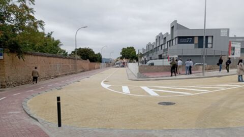 Nuevo pavimento y trazado de la conexi&oacute;n de Camino de los Afligidos y la calle Jadraque en Alcal&aacute; de Henares