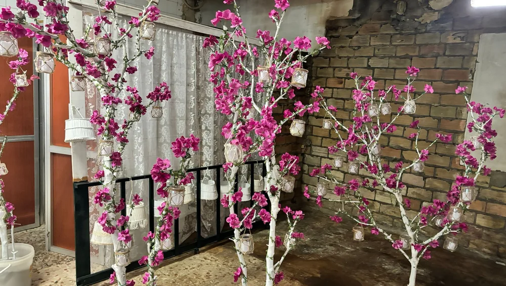 Unos de los elementos decorativos que se van a poner en la Noche de las Velas Unos de los elementos decorativos que se van a poner en la Noche de las Velas