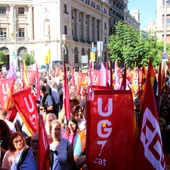 Els sindicats passen de negociar als despatxos a mobilitzar-se al carrer Els sindicats passen de negociar als despatxos a mobilitzar-se al carrer