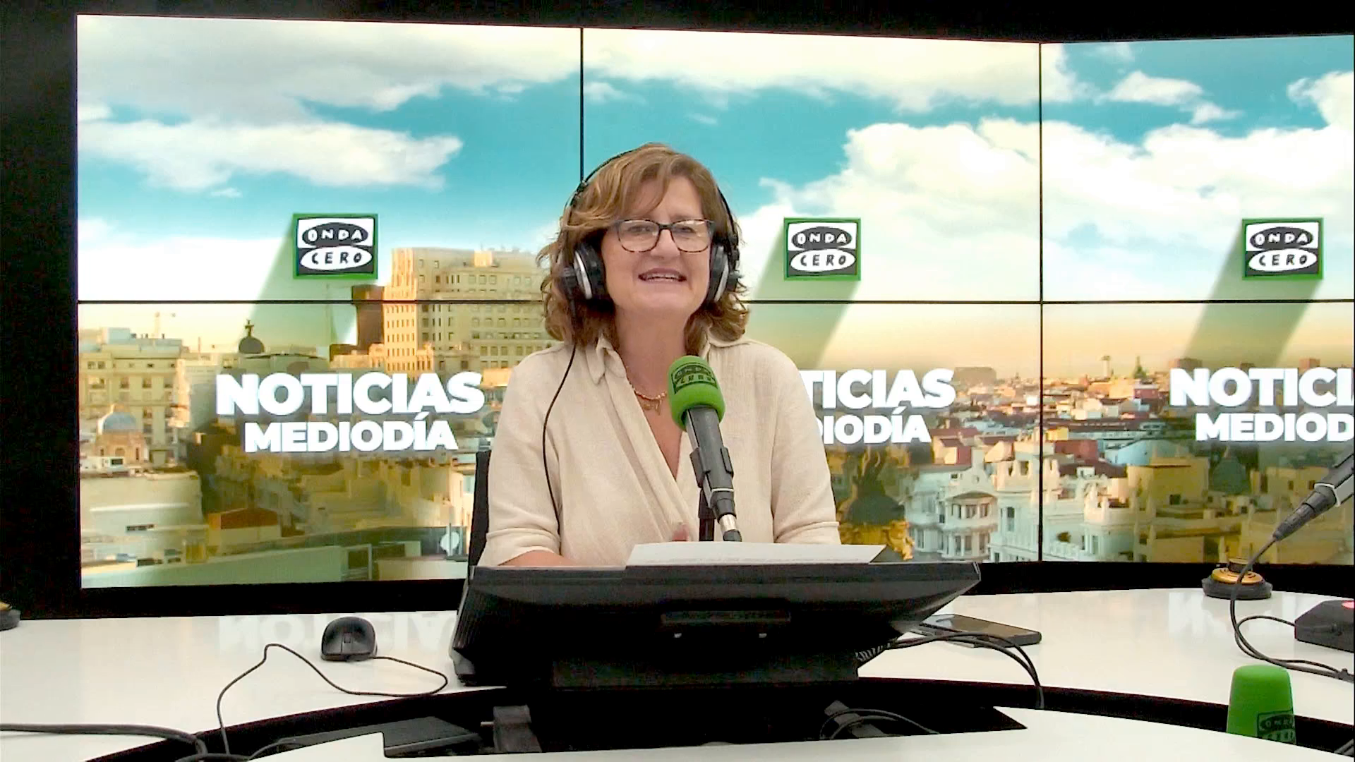 Elena Gijón: "¿Qué hay de lo mío" Elena Gijón: "¿Qué hay de lo mío"