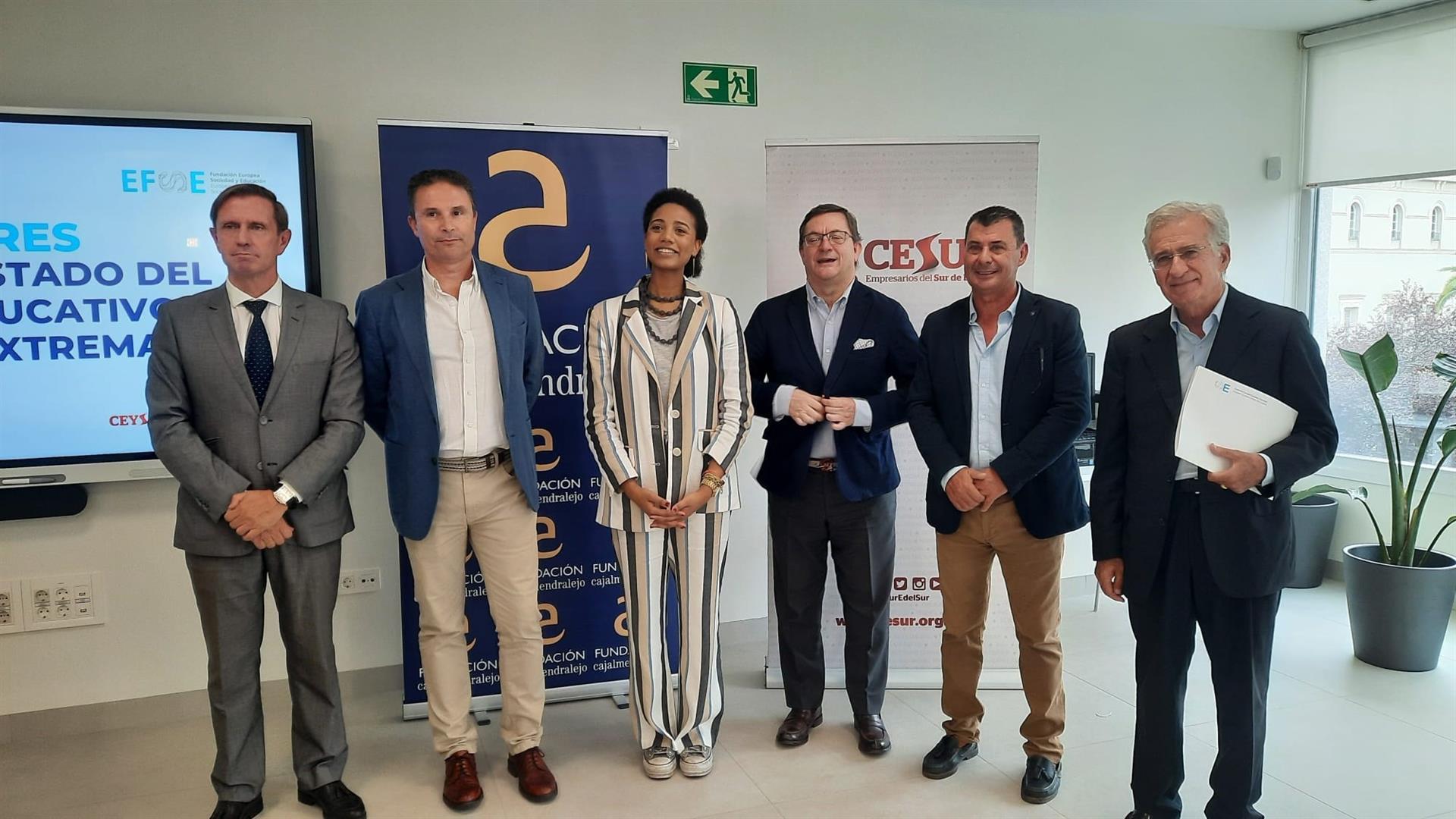 Extremadura ha reducido durante la última década en más de 14 puntos el porcentaje de jóvenes que ni estudia ni trabaja Extremadura ha reducido durante la última década en más de 14 puntos el porcentaje de jóvenes que ni estudia ni trabaja