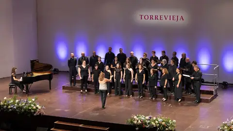 Este viernes comienza el 36º Encuentro Coral Internacional 'Ciudad de Torrevieja' en el Teatro Municipal Este viernes comienza el 36º Encuentro Coral Internacional 'Ciudad de Torrevieja' en el Teatro Municipal