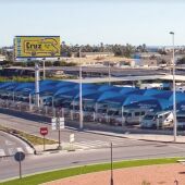 Instalaciones de Caravanas Cruz en la Avenida de Dolores, número 1